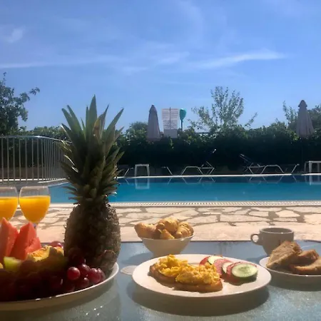 Ethereal Lefkas アパート